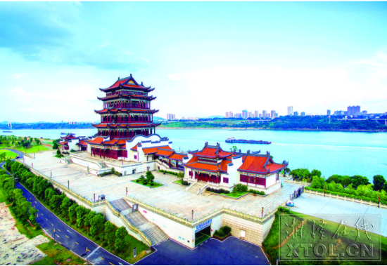“萬樓興，湘潭興”，萬樓成為湘潭新地標建筑。